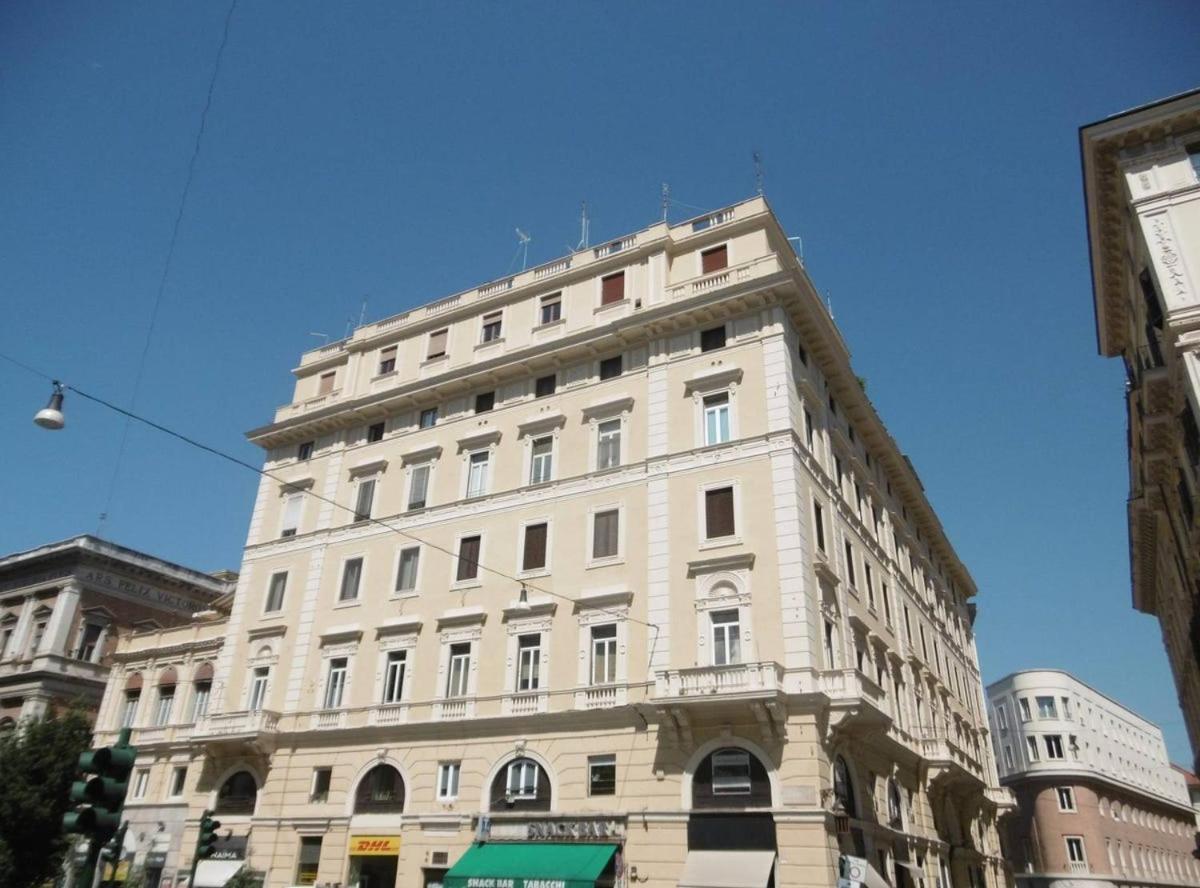 Elements Hotel Рим Екстериор снимка